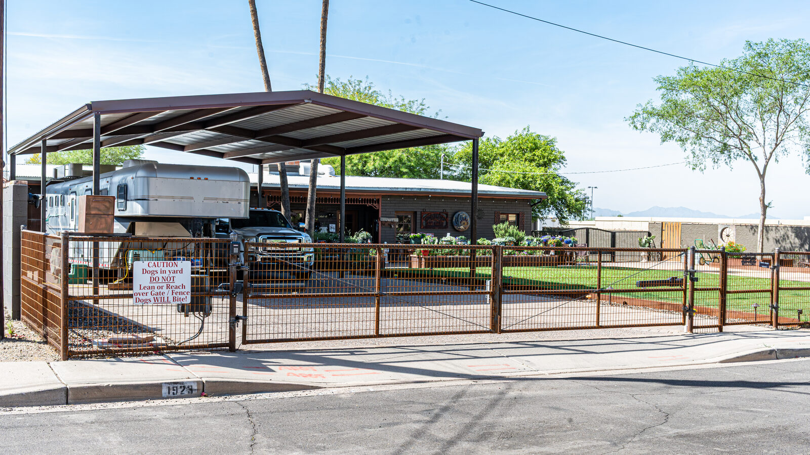 Welded wire gate RV storage Arizona